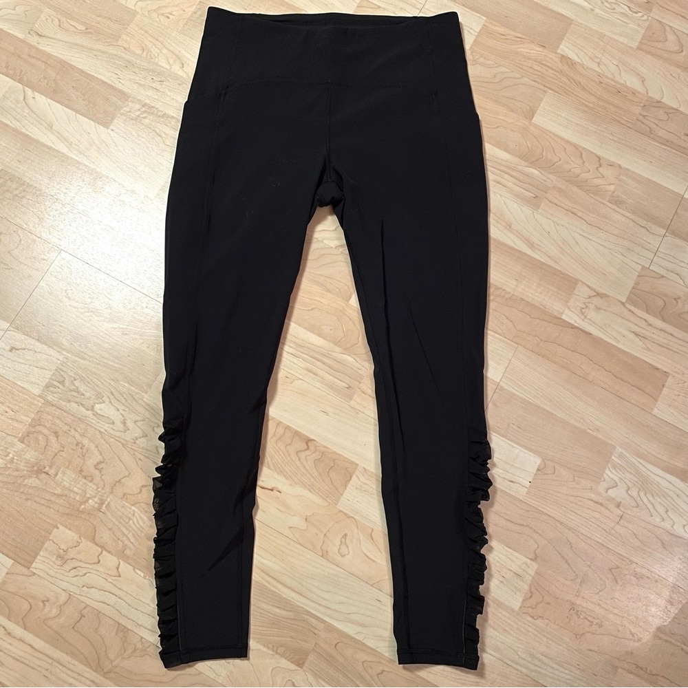 Lululemon full length 28” sharp turns leggings